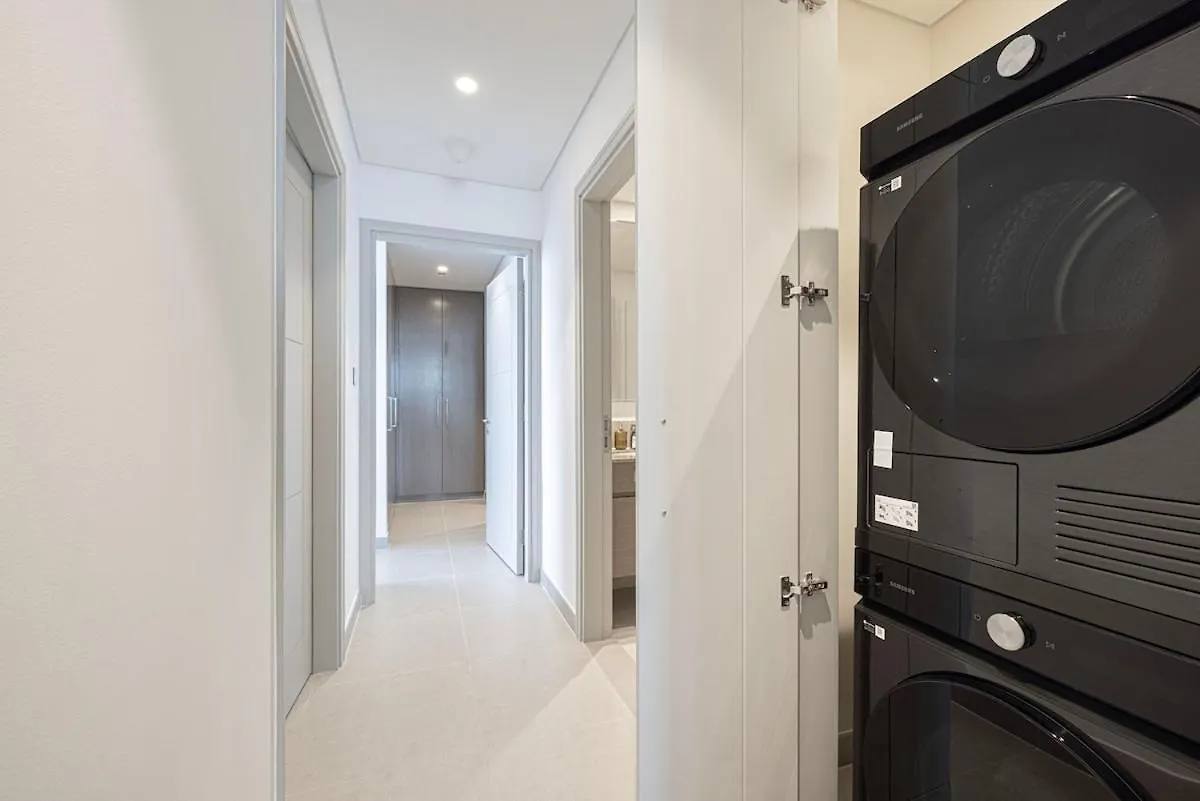 Downtown Dubai 4Br High-Floor Luxury That Sleeps 9