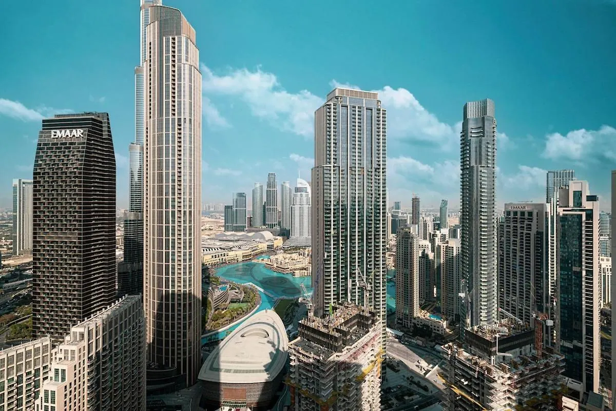 Downtown Dubai 4Br High-Floor Luxury That Sleeps 9 0*,  Emirati Arabi Uniti